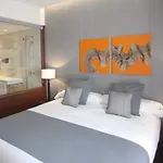 Carris Marineda ホテル 4*