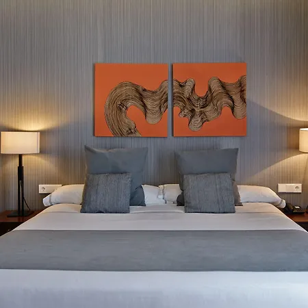 Carris Marineda 4* La Corogne