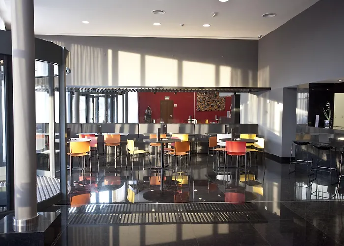 Otel Carris Marineda A Coruña