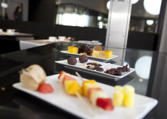 Otel Carris Marineda 4*